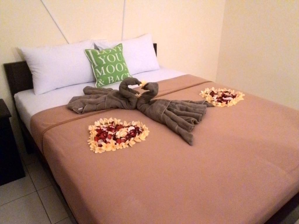 Jenny Bunker Homestay Кута Екстериор снимка
